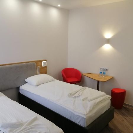 Guest House Bar  Εξωτερικό φωτογραφία